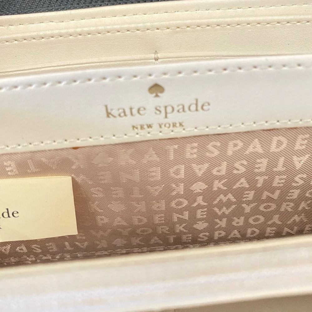 KATE SPADE New York Meto Spade Neda Zip Around Wallet Black Patent Leat… 8 x 4